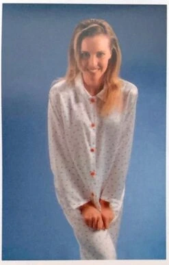 Pigiama Donna Raso Fantasia Edelweiss 990 FINE SERIE OUTLET -Moda Intimo Negozio thumbnail photo 2020 10 29 15 24 52 1
